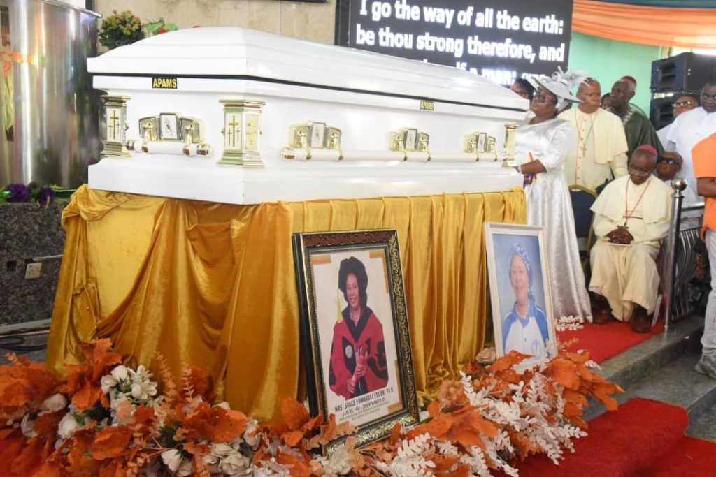 Gov. Otti Condoles Senator Essien on the Death of His Beloved Wife